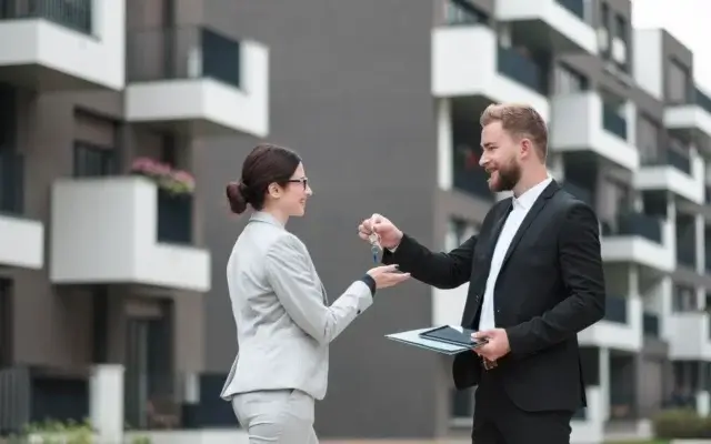 real estate agent